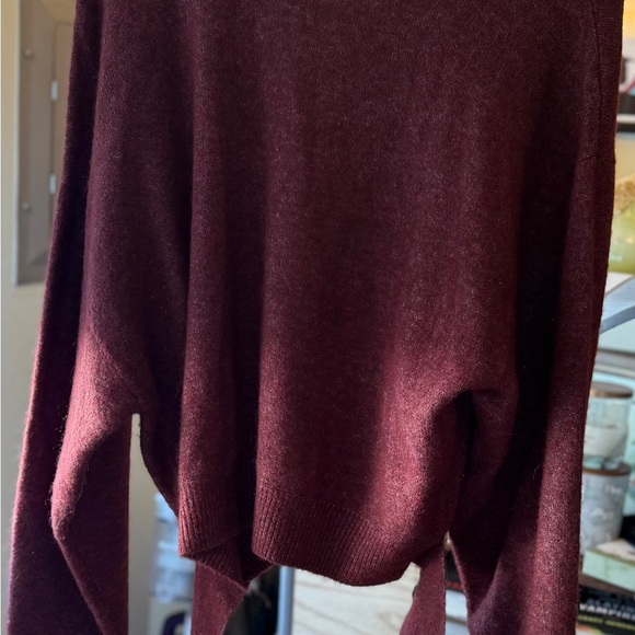 Wilfred Limited Edition Ashy Rose Pink Turtleneck Sweater - Picture 2 of 5